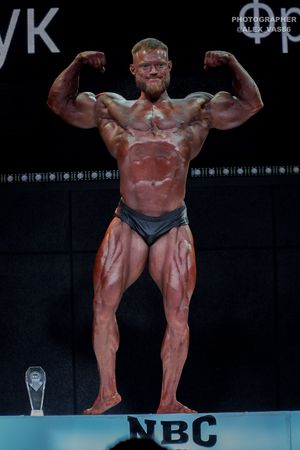 CLASSIC PHYSIQUE